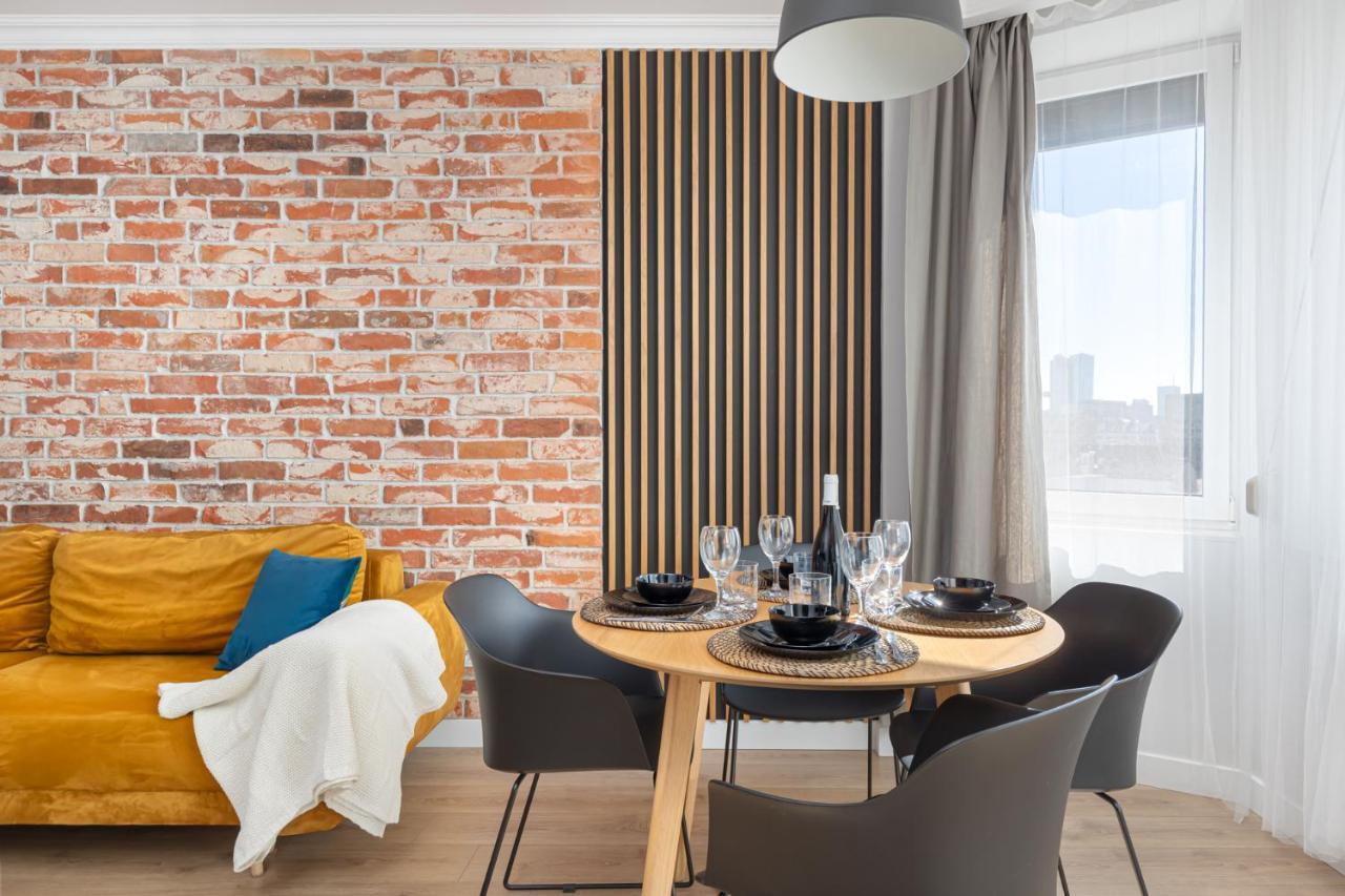Stylowy Apartament Z Pieknym Widokiem Na Miasto Varšava Exteriér fotografie