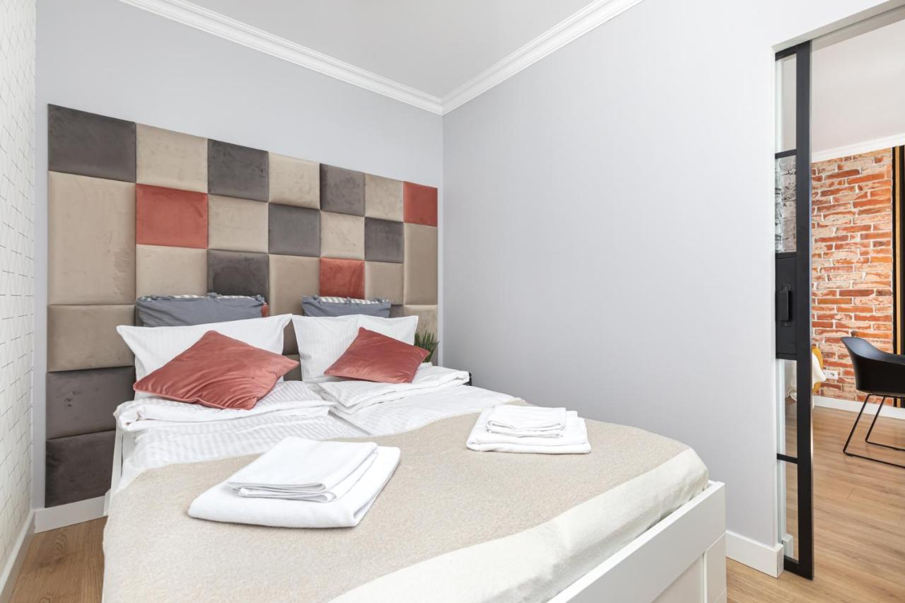 Stylowy Apartament Z Pieknym Widokiem Na Miasto Varšava Exteriér fotografie