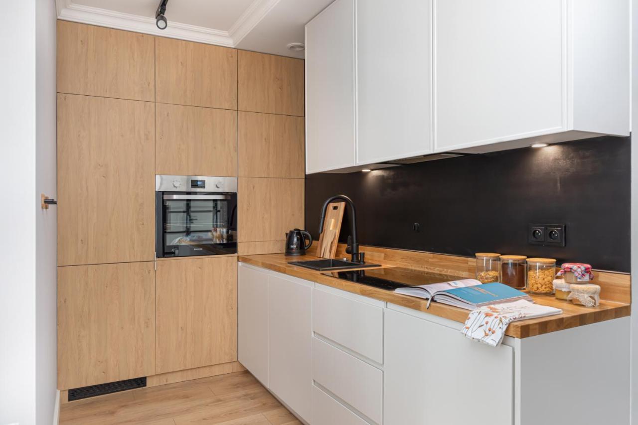 Stylowy Apartament Z Pieknym Widokiem Na Miasto Varšava Exteriér fotografie