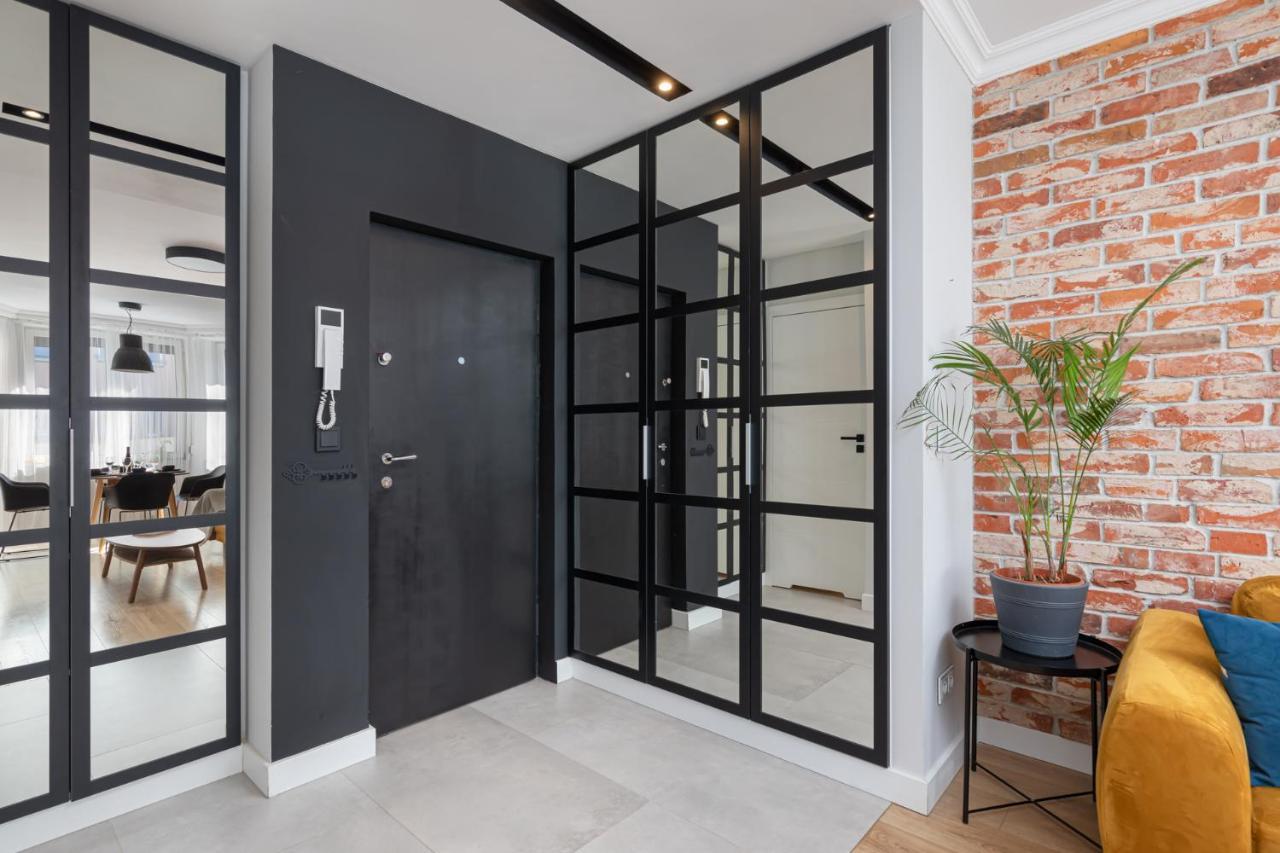 Stylowy Apartament Z Pieknym Widokiem Na Miasto Varšava Exteriér fotografie